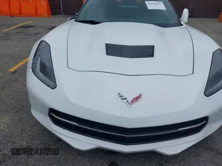 2019 Chevrolet Corvette 1LT z VIN 1G1YB2D76K5112204, wystawiony jako IAAI lot #42215657 z przebiegiem Nie podano mil oraz . Historia ofert i sprzedaży dostępna na DreamBid. Obrazek 12.