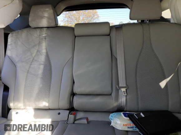 2019 Acura RDX Technology with VIN 5J8TC1H56KL005233, listed as a Copart auction lot 53622235 with 51,702 mi miles and Salvage title. Bid and sale history available at DreamBid. Image 10.