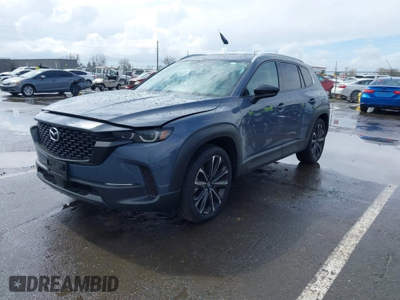 2024 Mazda CX-50 S Premium Plus z VIN 7MMVABEM8RN220626, wystawiony jako IAAI lot #41818464 z przebiegiem 1 622 mil mil oraz . Historia ofert i sprzedaży dostępna na DreamBid. Obrazek 17.