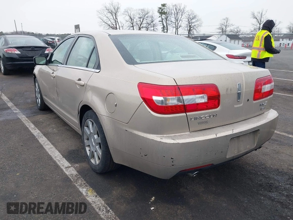 2007 Lincoln MKZ z VIN 3LNHM28T57R612489, wystawiony jako IAAI lot #41675640 z przebiegiem 135 330 mil mil oraz . Historia ofert i sprzedaży dostępna na DreamBid. Obrazek 3.