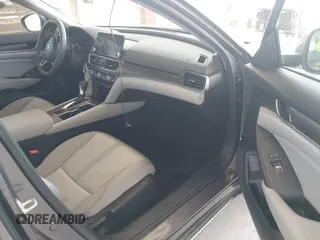 2019 Honda Accord EX with VIN 1HGCV1F43KA150293, listed as a IAAI auction lot 42592009 with 32,037 mi miles and . Bid and sale history available at DreamBid. Image 5.