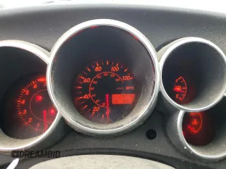 2003 Pontiac Vibe z VIN 5Y2SL628X3Z437736, wystawiony jako Copart lot #55787275 z przebiegiem 299 999 mil mil oraz Szkoda całkowita • Salvage title. Historia ofert i sprzedaży dostępna na DreamBid. Obrazek 9.