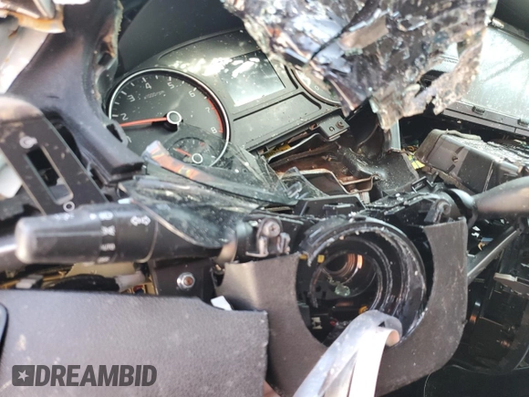 2018 Kia Optima LX z VIN 5XXGT4L32JG190337, wystawiony jako Copart lot #52022945 z przebiegiem Nie podano mil oraz Szkoda całkowita • Salvage title. Historia ofert i sprzedaży dostępna na DreamBid. Obrazek 9.
