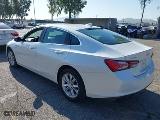 2019 Chevrolet Malibu LT with VIN 1G1ZD5ST1KF115201, listed as a IAAI auction lot 41998099 with 10,047 mi miles. Bid and sale history available at carsss.com. Image 3.