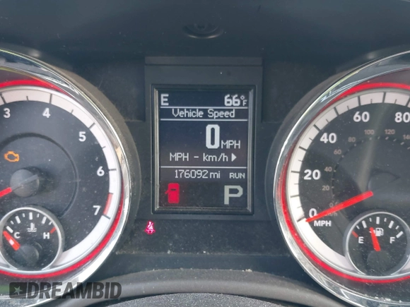 2013 Dodge Durango SXT with VIN 1C4RDJAG3DC512367, listed as a IAAI auction lot 41721437 with 176,092 mi miles. Bid and sale history available at carsss.com. Image 7.
