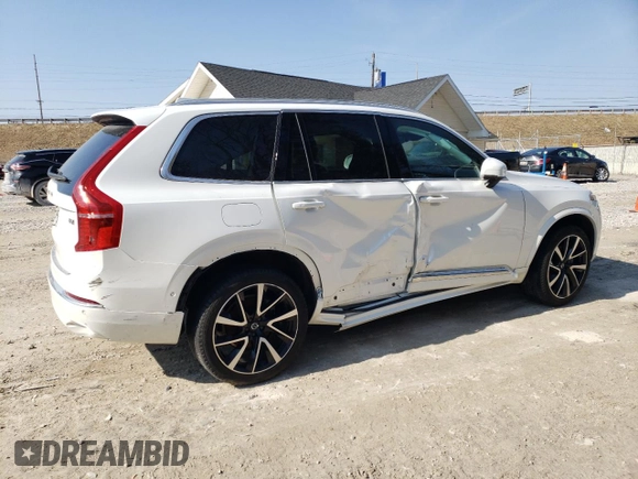 2024 Volvo XC90 Plus Bright Theme z VIN YV4062JE4R1154350, wystawiony jako Copart lot #47663595 z przebiegiem 21 626 mil mil oraz Szkoda całkowita • Salvage title. Historia ofert i sprzedaży dostępna na DreamBid. Obrazek 3.