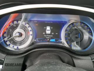 2020 Chrysler 300 S z VIN 2C3CCABG0LH175504, wystawiony jako Copart lot #43638855 z przebiegiem 73 035 mil mil oraz Szkoda całkowita • Salvage title. Historia ofert i sprzedaży dostępna na DreamBid. Obrazek 9.