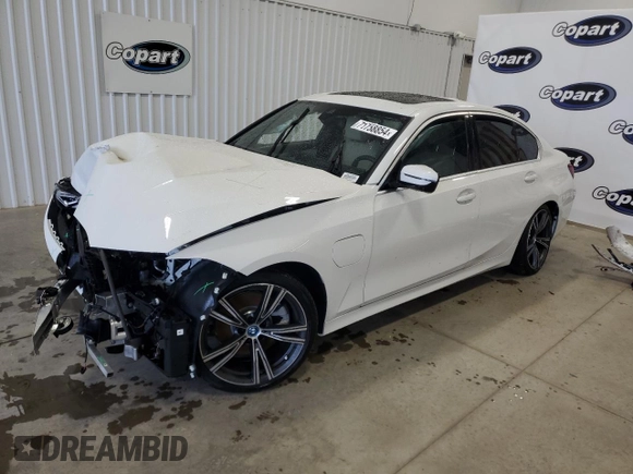 2024 BMW 3 Series 330e with VIN 3MW39FF06R8E71857, listed as a Copart auction lot 71758854 with 0 mi miles and Clean Title. Bid and sale history available at carsss.com. Image 1.