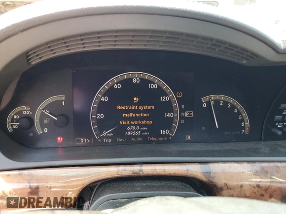 2007 Mercedes-Benz S 550 z VIN WDDNG71XX7A038691, wystawiony jako Copart lot #61536005 z przebiegiem 189 565 mil mil oraz Czysty tytuł • Clean title. Historia ofert i sprzedaży dostępna na DreamBid. Obrazek 9.