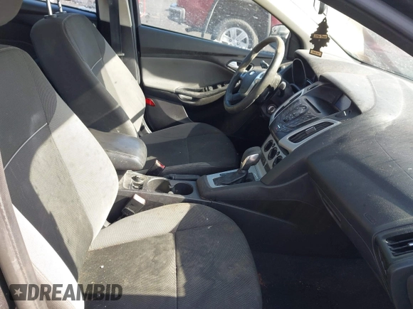 2013 Ford Focus SE with VIN 1FADP3F24DL288221, listed as a IAAI auction lot 41646815 with 169,617 mi miles. Bid and sale history available at carsss.com. Image 5.