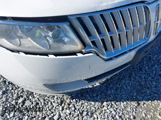 2012 Lincoln MKZ Hybrid with VIN 3LNDL2L38CR811295, listed as a IAAI auction lot 41386423 with 194,808 mi miles and . Bid and sale history available at DreamBid. Image 6.