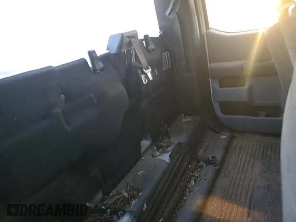 2023 Ford F-250 XL с VIN 1FT7X2BA7PED73688, выставлен на аукционе Copart как лот 81195454 с пробегом Не указан миль и На запчасти • Non repairable. История ставок и продаж доступна на DreamBid. Изображение 10.