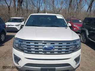 2019 Ford Expedition Limited with VIN 1FMJU2AT0KEA48449, listed as a IAAI auction lot 41754803 with 91,502 mi miles. Bid and sale history available at carsss.com. Image 6.