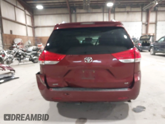 2013 Toyota Sienna LE AAS with VIN 5TDKK3DC6DS298372, listed as a IAAI auction lot 42062376 with 313,697 mi miles. Bid and sale history available at carsss.com. Image 17.
