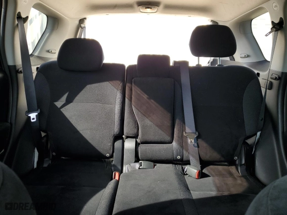 2009 Mitsubishi Outlander XLS with VIN JA4MT31X29Z607283, listed as a Copart auction lot 48466785 with 300,893 mi miles and Clean Title. Bid and sale history available at carsss.com. Image 10.