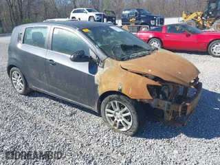 2013 Chevrolet Sonic LT with VIN 1G1JC6SH2D4195852, listed as a IAAI auction lot 41878805 with 1 mi miles. Bid and sale history available at carsss.com. Image 1.