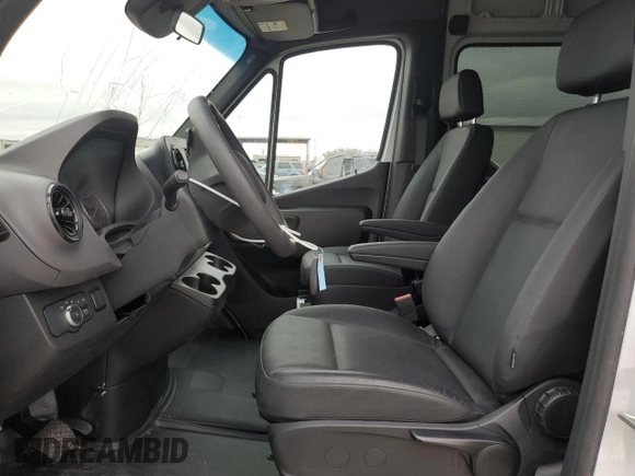 2024 Mercedes-Benz Sprinter Cargo with VIN W1W4NBHY3RT167719, listed as a Copart auction lot 45290775 with 2,544 mi miles and Salvage Title. Bid and sale history available at carsss.com. Image 7.
