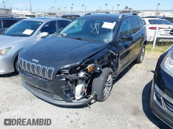 2019 Jeep Cherokee Latitude with VIN 1C4PJLCB2KD331698, listed as a IAAI auction lot 41175485 with 85,821 mi miles. Bid and sale history available at carsss.com. Image 17.
