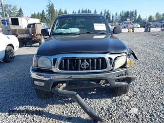 2004 Toyota Tacoma PreRunner z VIN 5TEGN92N74Z344833, wystawiony jako IAAI lot #42078554 z przebiegiem 227 310 mil mil oraz . Historia ofert i sprzedaży dostępna na DreamBid. Obrazek 12.