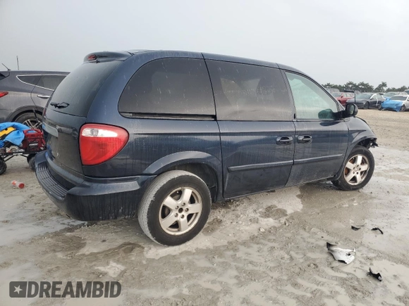 2005 Dodge Caravan SXT with VIN 1D4GP45R75B383992, listed as a Copart auction lot 64492435 with Not provided miles and Salvage title. Bid and sale history available at DreamBid. Image 3.