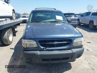 2000 Ford Explorer z VIN 1FMYU60X9YUA99926, wystawiony jako IAAI lot #41974907 z przebiegiem 173 505 mil mil oraz . Historia ofert i sprzedaży dostępna na DreamBid. Obrazek 1.