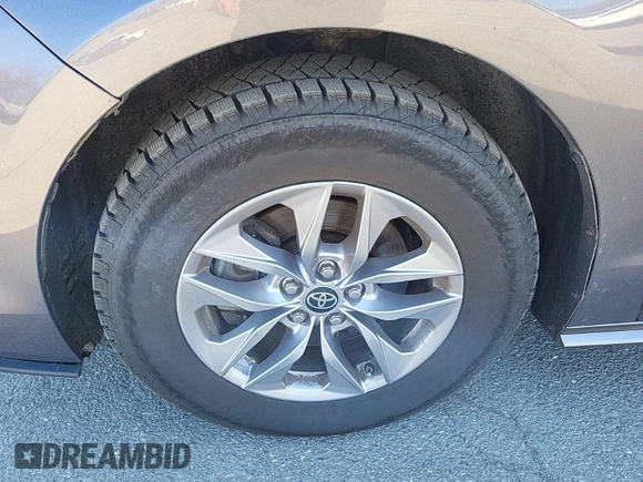 2022 Toyota Sienna LE с VIN 5TDKSKFC2NS047017, выставлен на аукционе IAAI как лот 42501101 с пробегом 155 942 миль миль и . История ставок и продаж доступна на DreamBid. Изображение 20.