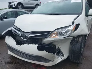 2020 Toyota Sienna XLE with VIN 5TDDZ3DC3LS231666, listed as a IAAI auction lot 42296603 with 49,075 mi miles and . Bid and sale history available at DreamBid. Image 6.