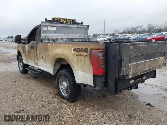 2022 Ford F-250 XL with VIN 1FTBF2B63NEC67762, listed as a IAAI auction lot 41718333 with Not provided miles and . Bid and sale history available at DreamBid. Image 3.