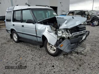 1997 Land Rover Discovery SD with VIN SALJY1247VA719419, listed as a Copart auction lot 85375184 with 215,699 mi miles and Salvage Title. Bid and sale history available at carsss.com. Image 4.