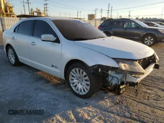 2010 Ford Fusion Hybrid with VIN 3FADP0L3XAR280889, listed as a Copart auction lot 79892004 with 95,162 mi miles and Salvage Title. Bid and sale history available at carsss.com. Image 4.
