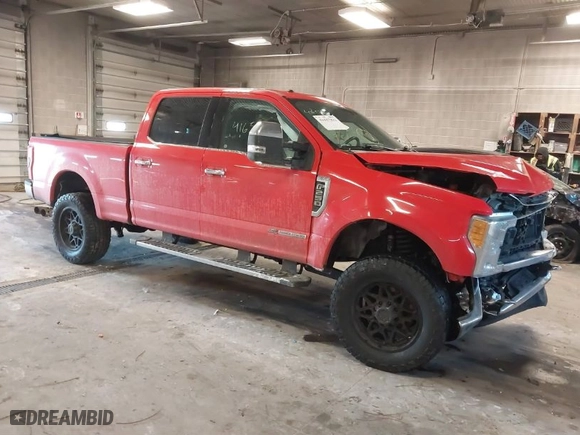 2017 Ford Super Duty F-250 SRW Lariat with VIN 1FT7W2BT1HEC37269, listed as a IAAI auction lot 41657822 with 134,442 mi miles. Bid and sale history available at carsss.com. Image 1.