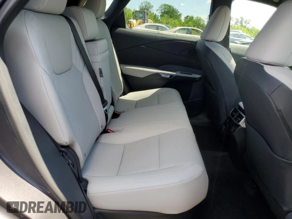 2025 Lexus RX 350 z VIN 2T2BAMCA2SC093075, wystawiony jako Copart lot #61910605 z przebiegiem 3 703 mil mil oraz Szkoda całkowita • Salvage title. Historia ofert i sprzedaży dostępna na DreamBid. Obrazek 11.
