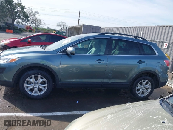 2011 Mazda CX-9 Touring z VIN JM3TB3CV6B0308283, wystawiony jako IAAI lot #41739538 z przebiegiem 96 507 mil mil oraz . Historia ofert i sprzedaży dostępna na DreamBid. Obrazek 15.