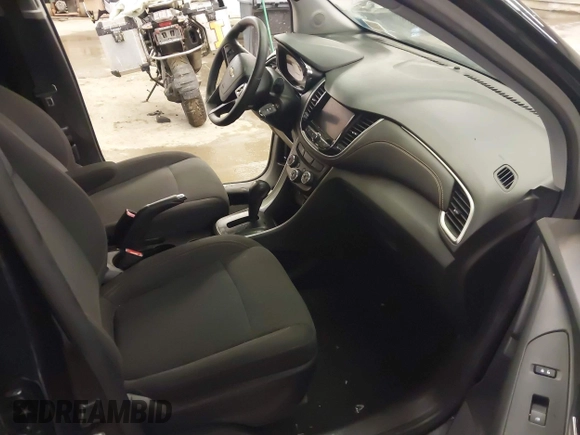 2022 Chevrolet Trax LS with VIN KL7CJNSM5NB503037, listed as a IAAI auction lot 41564474 with 24,121 mi miles. Bid and sale history available at carsss.com. Image 5.