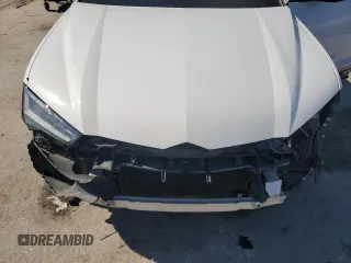2019 Lamborghini Urus z VIN ZPBUA1ZL9KLA05029, wystawiony jako Copart lot #89060575 z przebiegiem 60 062 mil mil oraz Szkody całkowita. Historia ofert i sprzedaży dostępna na DreamBid. Obrazek 12.
