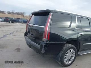 2016 Cadillac Escalade z VIN 1GYS4AKJ5GR411967, wystawiony jako IAAI lot #41848021 z przebiegiem 120 579 mil mil oraz . Historia ofert i sprzedaży dostępna na DreamBid. Obrazek 20.