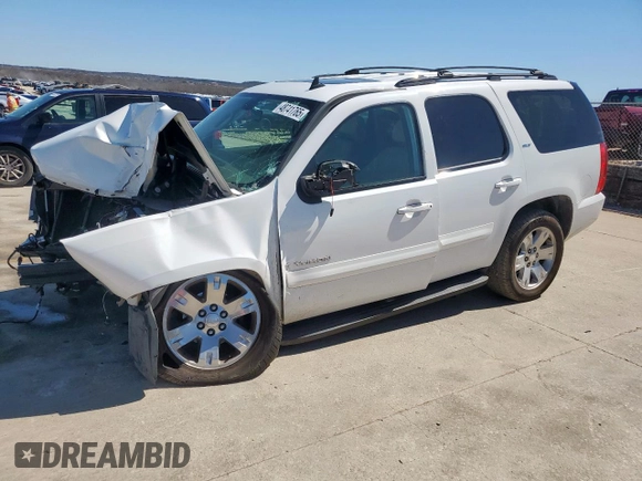 2007 GMC Yukon SLT with VIN 1GKFC13037R418629, listed as a Copart auction lot 48741765 with 0 mi miles and Salvage Title. Bid and sale history available at carsss.com. Image 1.