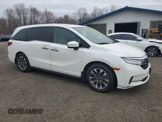 2021 Honda Odyssey EX-L with VIN 5FNRL6H74MB010055, listed as a Copart auction lot 52749245 with 187,646 mi miles and Clean Title. Bid and sale history available at DreamBid. Image 4.