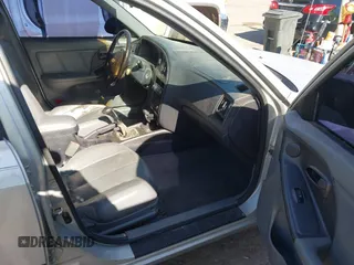 2004 Hyundai Elantra GLS z VIN KMHDN46D54U783394, wystawiony jako IAAI lot #42081704 z przebiegiem 186 301 mil mil oraz . Historia ofert i sprzedaży dostępna na DreamBid. Obrazek 5.