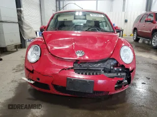 2009 Volkswagen Beetle S with VIN 3VWRG31YX9M400423, listed as a Copart auction lot 45750915 with 113,410 mi miles and Salvage title. Bid and sale history available at DreamBid. Image 5.