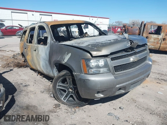 2008 Chevrolet Tahoe 3LT with VIN 1GNFK13088R241938, listed as a IAAI auction lot 41636648 with Not provided miles and . Bid and sale history available at DreamBid. Image 1.