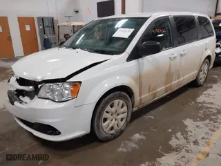 2018 Dodge Grand Caravan SE with VIN 2C4RDGBG0JR180361, listed as a IAAI auction lot 41064126 with 135,841 mi miles. Bid and sale history available at carsss.com. Image 17.