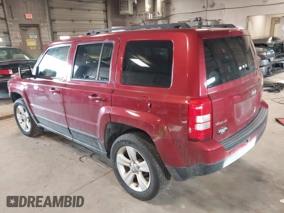 2016 Jeep Patriot High Altitude Edition with VIN 1C4NJRFB5GD685731, listed as a IAAI auction lot 41804474 with 125,184 mi miles. Bid and sale history available at carsss.com. Image 3.