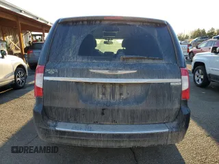 2015 Chrysler Town & Country Touring L with VIN 2C4RC1CG8FR547139, listed as a Copart auction lot 49427805 with 87,173 mi miles and Salvage Title. Bid and sale history available at DreamBid. Image 6.