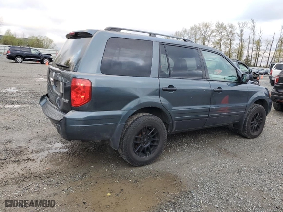 2004 Honda Pilot EX with VIN 2HKYF18604H548587, listed as a Copart auction lot 52141915 with 214,000 mi miles and Salvage Title. Bid and sale history available at carsss.com. Image 3.