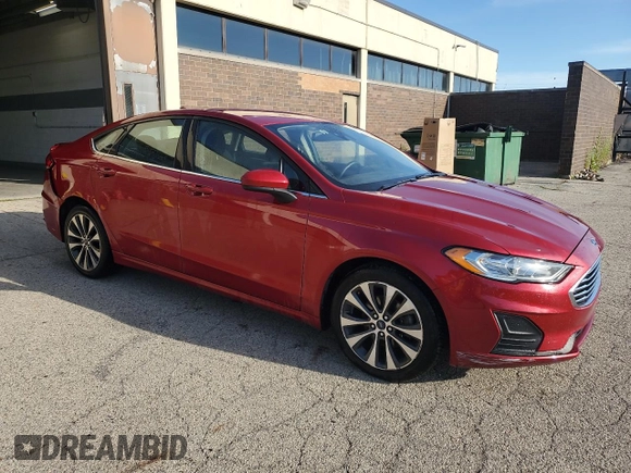 2020 Ford Fusion SE with VIN 3FA6P0T90LR218353, listed as a Copart auction lot 62332045 with 109,421 mi miles and Clean title. Bid and sale history available at DreamBid. Image 4.