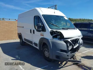 2019 Ram ProMaster Cargo with VIN 3C6TRVCG6KE526501, listed as a IAAI auction lot 41851694 with 152,856 mi miles and . Bid and sale history available at DreamBid. Image 1.