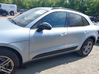 2015 Porsche Macan S z VIN WP1AB2A55FLB59381, wystawiony jako IAAI lot #42275358 z przebiegiem 196 237 mil mil oraz . Historia ofert i sprzedaży dostępna na DreamBid. Obrazek 14.