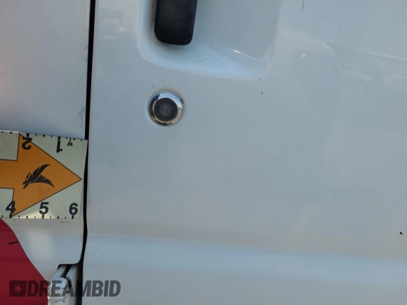 2007 Ford Econoline Cargo Commercial with VIN 1FTNE24L27DA70867, listed as a IAAI auction lot 42679230 with 173,909 mi miles and . Bid and sale history available at DreamBid. Image 9.