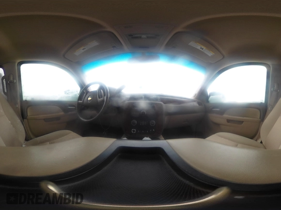 2013 Chevrolet Avalanche LS with VIN 3GNTKEE70DG230026, listed as a IAAI auction lot 41306545 with 208,557 mi miles. Bid and sale history available at carsss.com. Image 18.